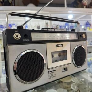 Radiograbador STEREO con microfono incorporado