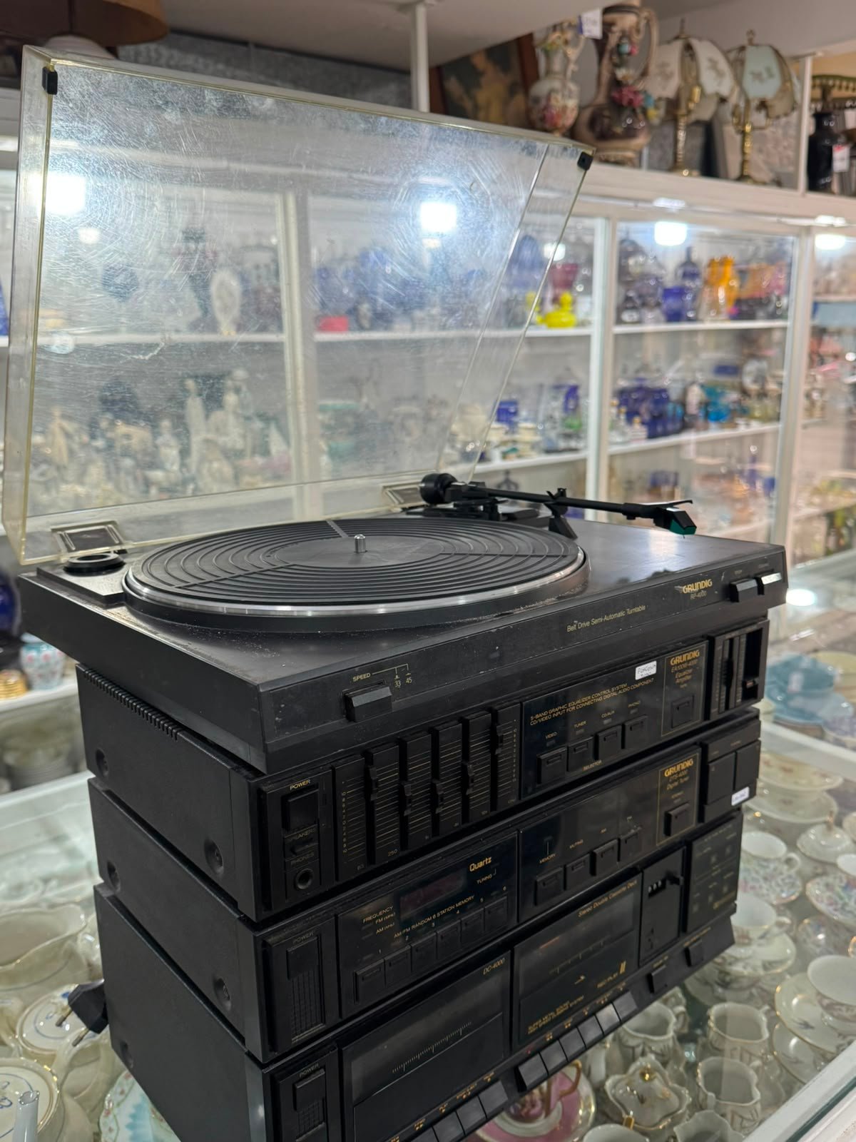 Equipo de música por módulos doble casetera, equalizador, bandeja giradiscos GRUNDIG - Imagen 10