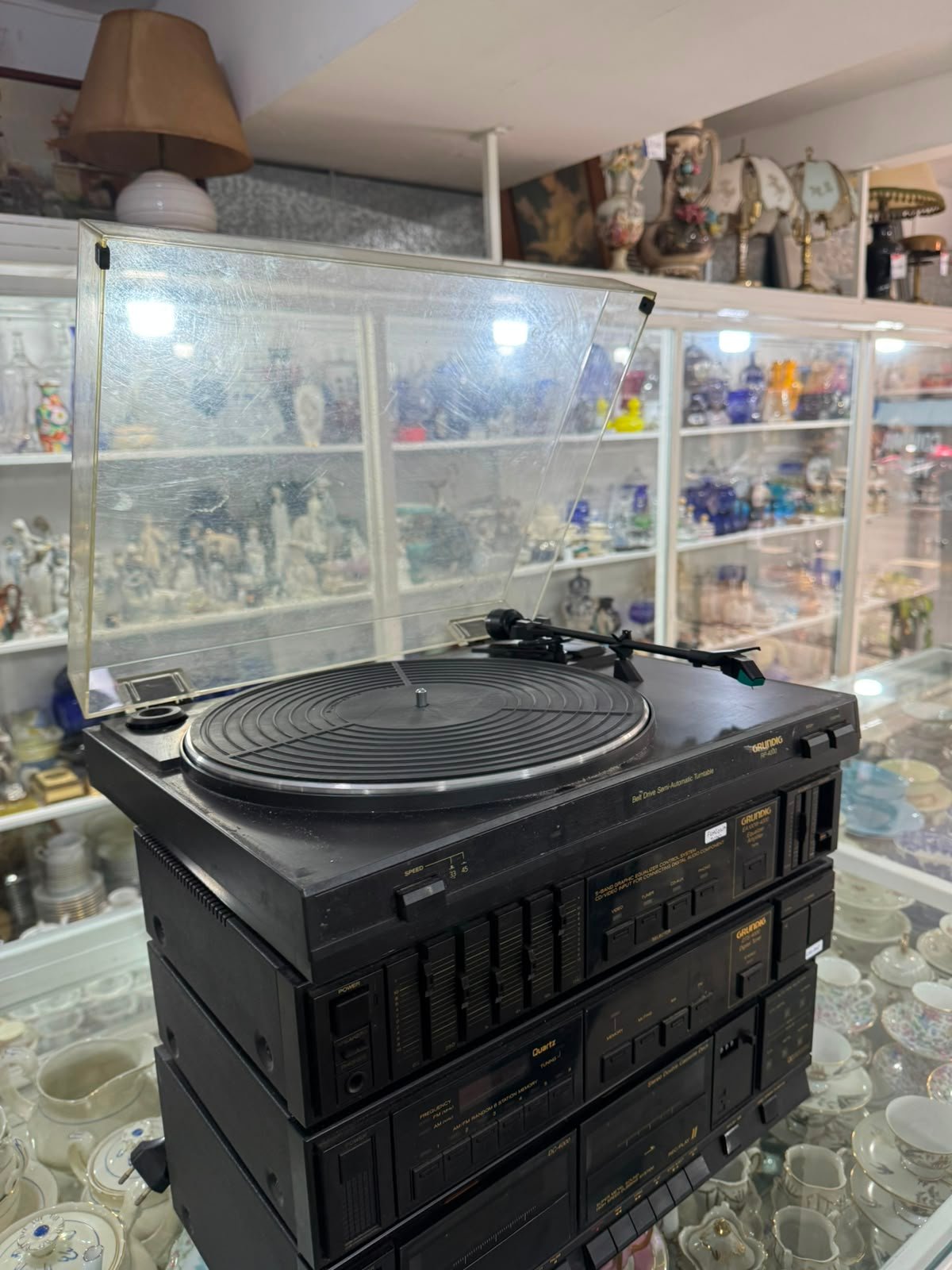 Equipo de música por módulos doble casetera, equalizador, bandeja giradiscos GRUNDIG - Imagen 9