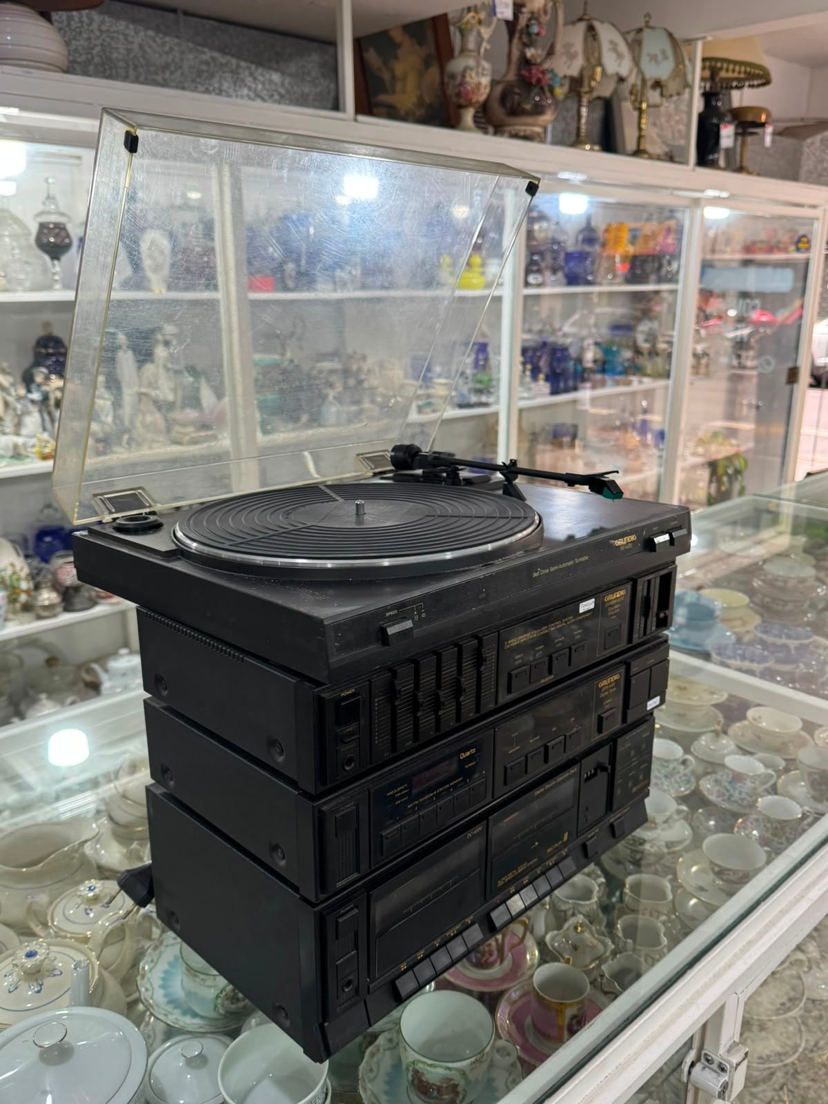 Equipo de música por módulos doble casetera, equalizador, bandeja giradiscos GRUNDIG - Imagen 2