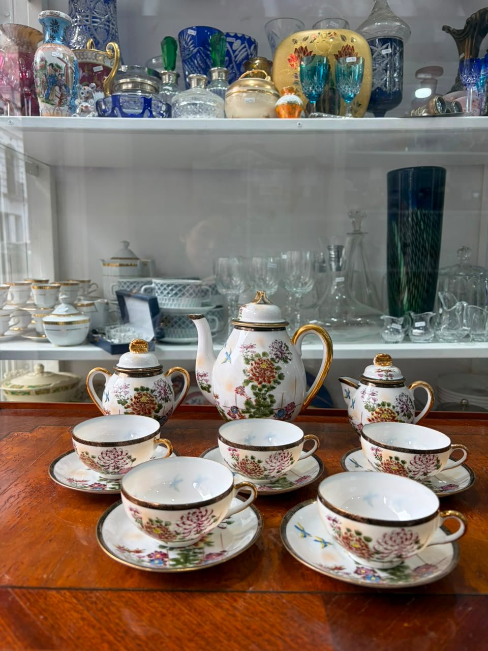 Juego de café porcelana oriental pintado a mano con oro