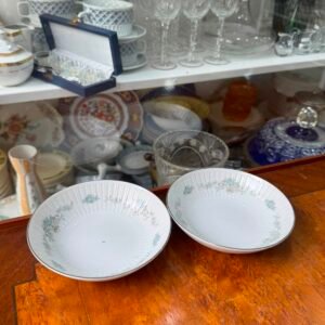 Par de bomboneras o compoteras porcelana tsuji