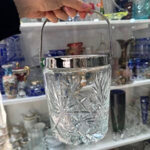 Hielera de cristal súper tallado con platería grande