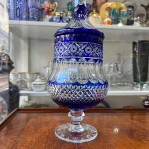 Caramelera o potiche de cristal súper tallado azul