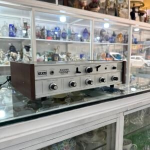 Amplificador AKAI