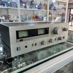 Amplificador SANSUI