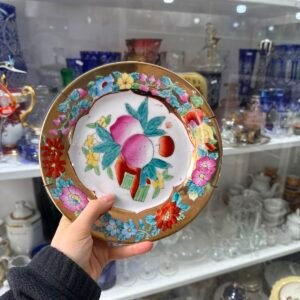 Plato porcelana oriental pintado a mano con oro
