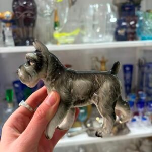 Figura perro Schnauzer de porcelana