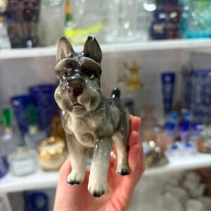 Figura perro Schnauzer de porcelana
