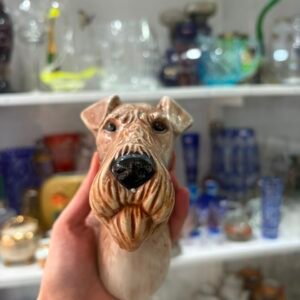 Perro boxer de porcelana de pared