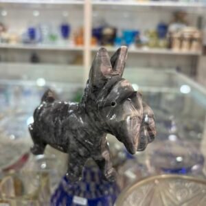 Figura perro de marmol
