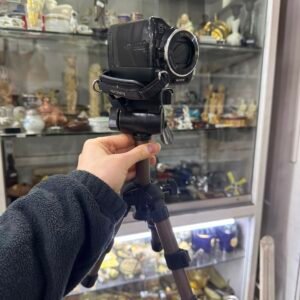 Filmadora camara digital de fotos SONY con tripode, cargador, funda, bateria