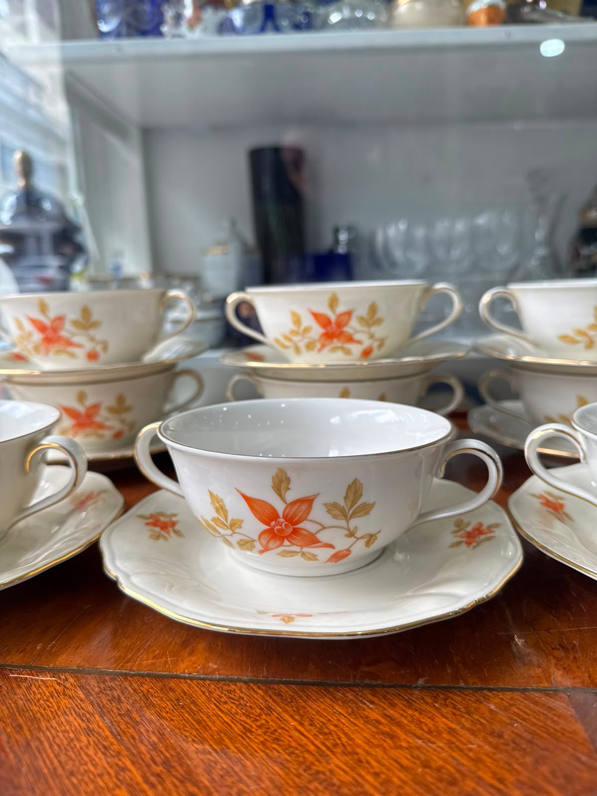 Juego de 12 consomeras con plato porcelana bavaria alemana - Imagen 9