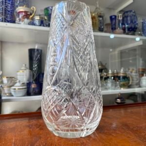 Exquisito florero de cristal súper tallado