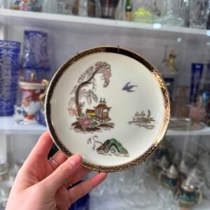 Plato porcelana tusji diseño oriental pintado a mano con oro