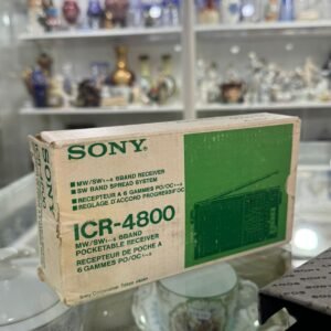 Radio SONY AM onda corta con estuche y manual