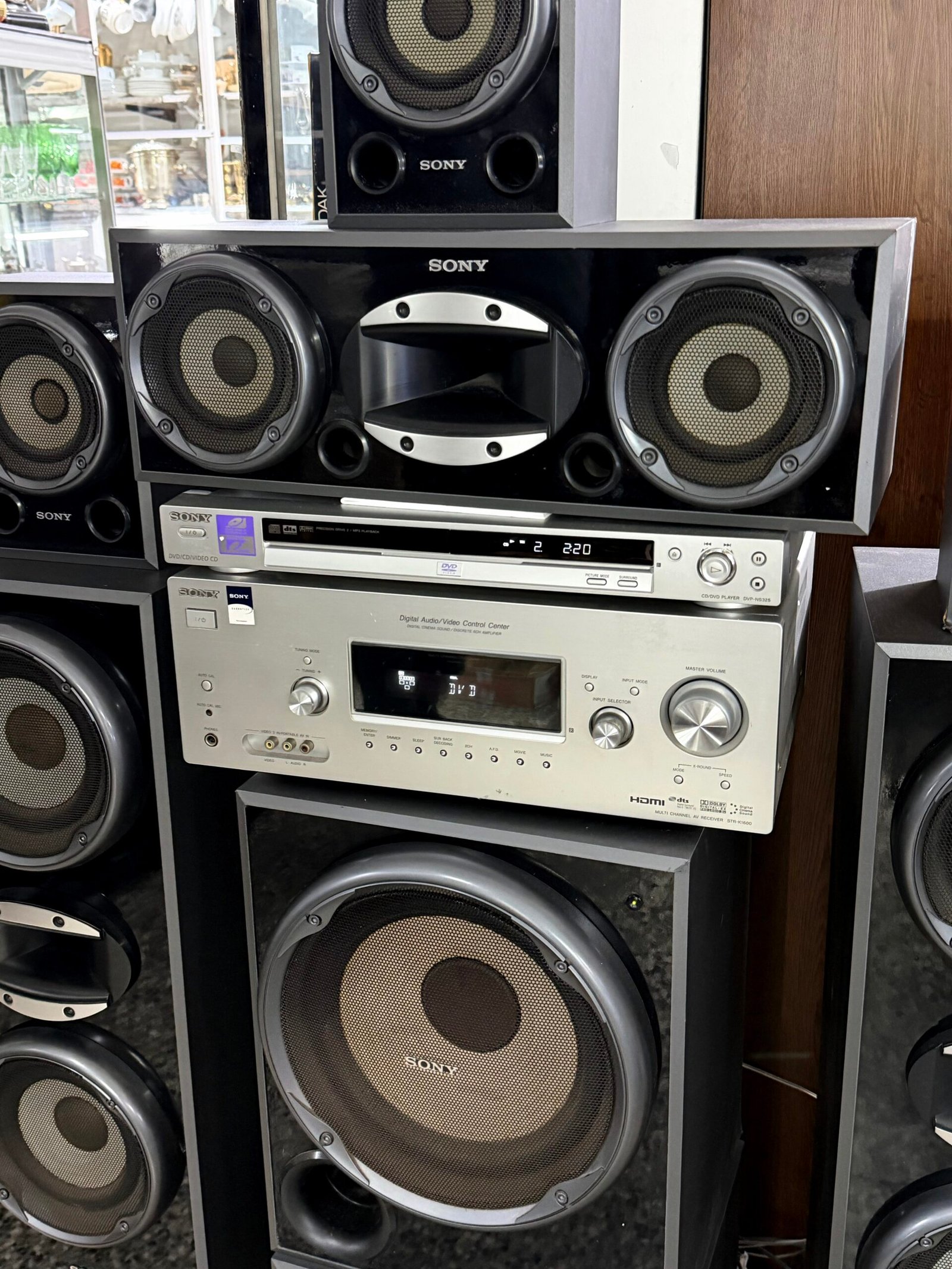 Sintoamplificador HOMETHEATER SONY 8 parlantes - Imagen 5