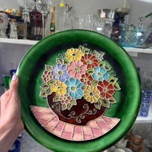 Plato de ceramica pintado a mano