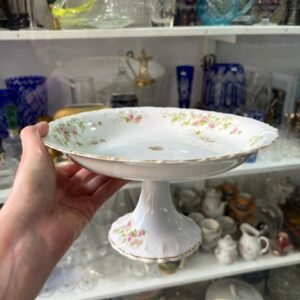 Masitero con pie porcelana checoslovaca