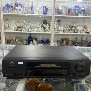 Videocasetera JVC con control remoto