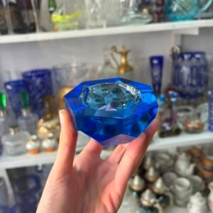 Exquisito cenicero cristal azul