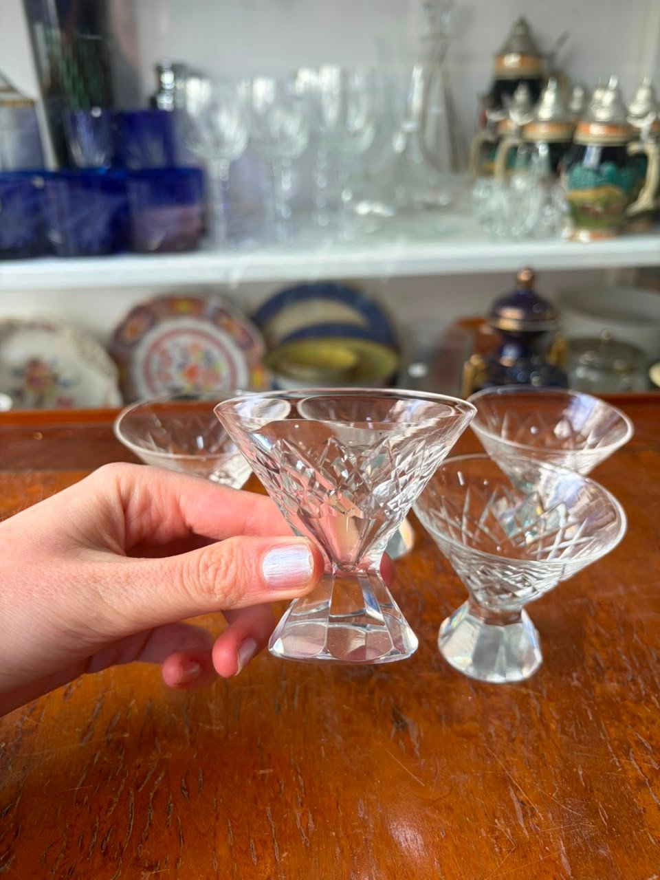 Exquisito juego de 5 copas de cristal súper tallado para licor pie de diamante - Imagen 6