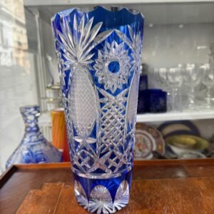Florero de cristal súper tallado azul
