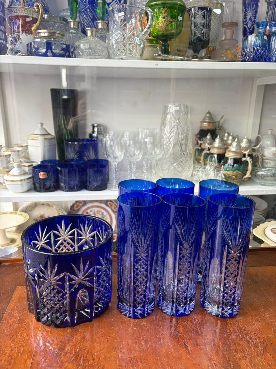 Exquisito juego de hielera con 6 vasos altos cristal súper tallado