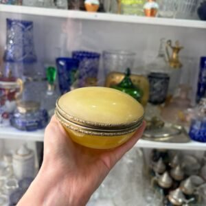 Cofre o pastillero de marmol