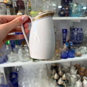 Lechera o cremera porcelana verbano con oro