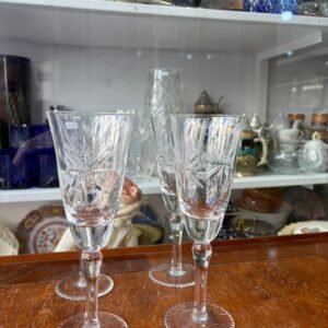 Set de 4 copas de cristal súper tallado