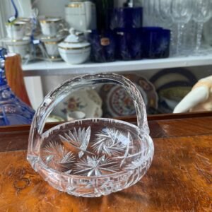 Canasta bombonera de cristal súper tallado