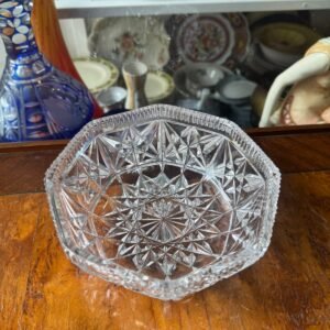 Centro de mesa o bombonera cristal súper tallado