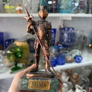 Figura Caballero de Cobre