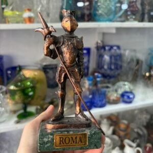 Figura Caballero de Cobre