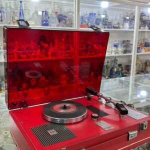 Tocadiscos o bandeja giradiscos con radio AM electrico y a pilas