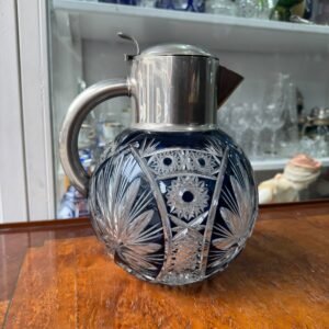 Jarra de cristal súper tallado azul con platería y enfriador