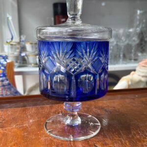 Caramelera o bombonera de cristal súper tallado azul