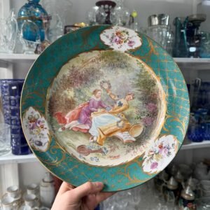 Plato grande o fuente estilo sevres de porcelana pintado a mano con oro LAPLACET