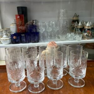Juego de 9 copas de cristal súper tallado para vino
