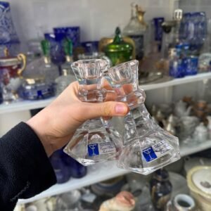 Par de candelabros de cristal austriacos