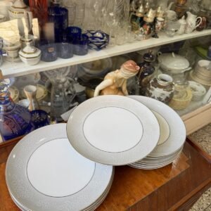 Juego de 15 platos playos porcelana NORITAKE