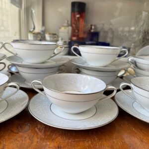 Juego de 10 consomeras con plato porcelana NORITAKE