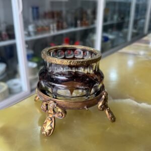 Despojador cristal súper tallado con monturas de bronce