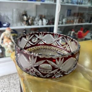 Centro de mesa de cristal súper tallado rubi