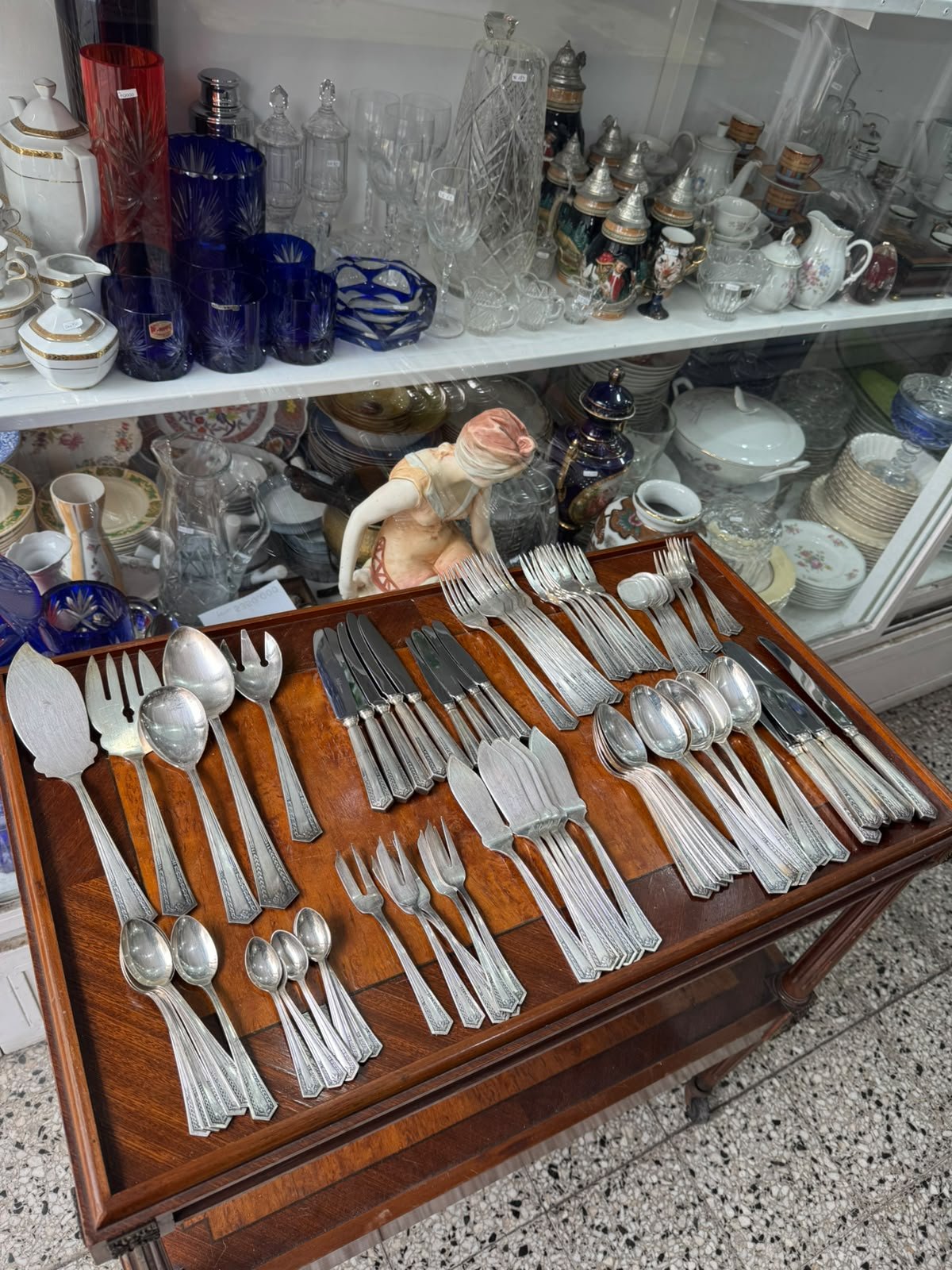 Juego de cubiertos 83 PIEZAS