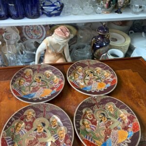 Set de 4 platos satsuma pintados a mano con oro