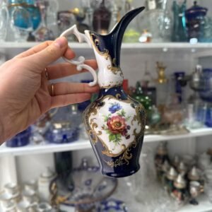 Ánfora porcelana azul cobalto pintado a mano con oro