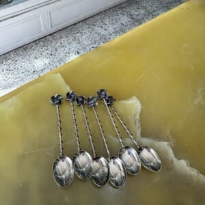 Juego de cucharas de café con rosas
