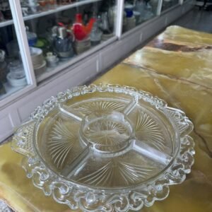 Fuente para picada de vidrio prensado antiguo
